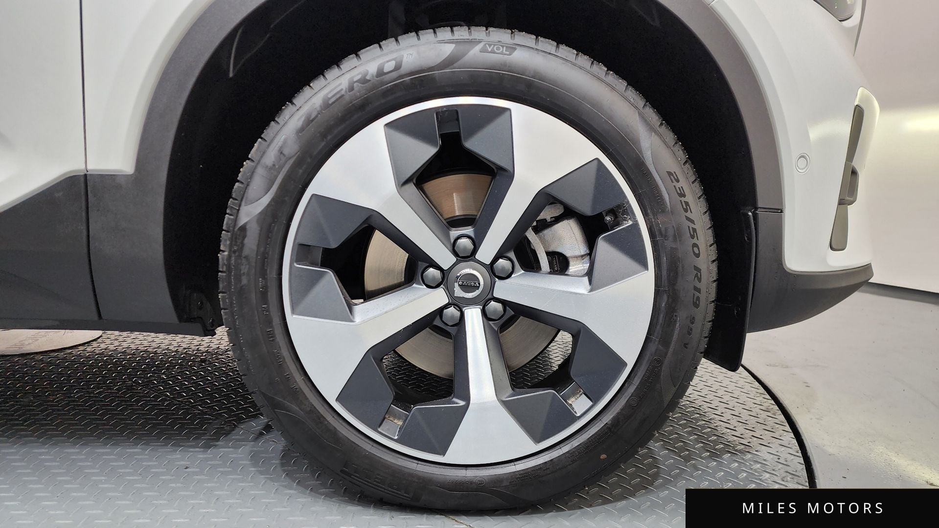 Volvo XC40 2025 — миниатюра 5