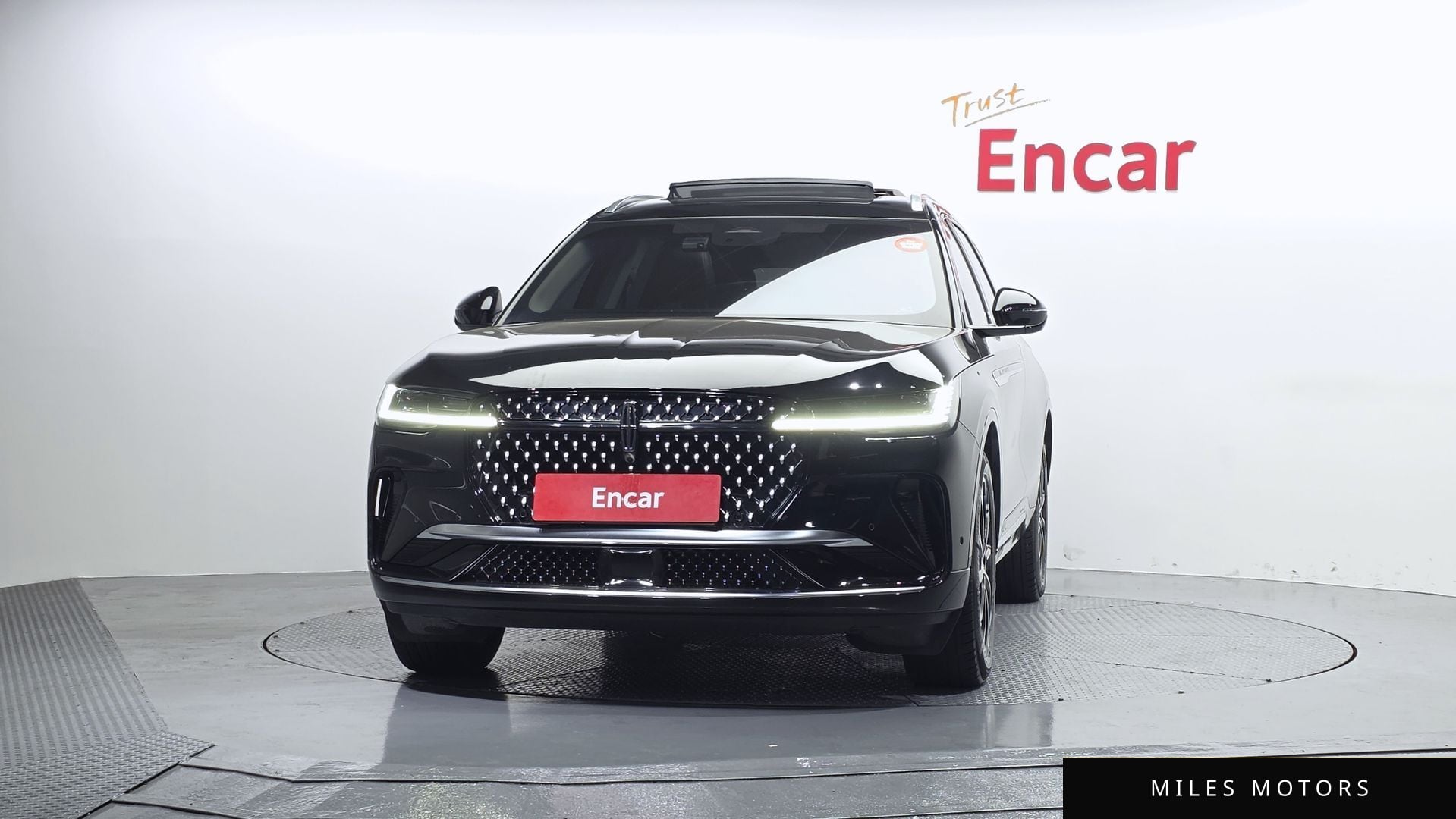 Lincoln Nautilus 2024 — миниатюра 3