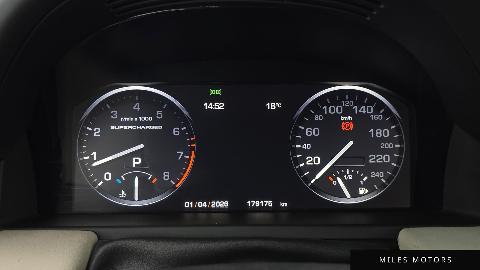 Land Rover Range Rover 2010 — миниатюра 8
