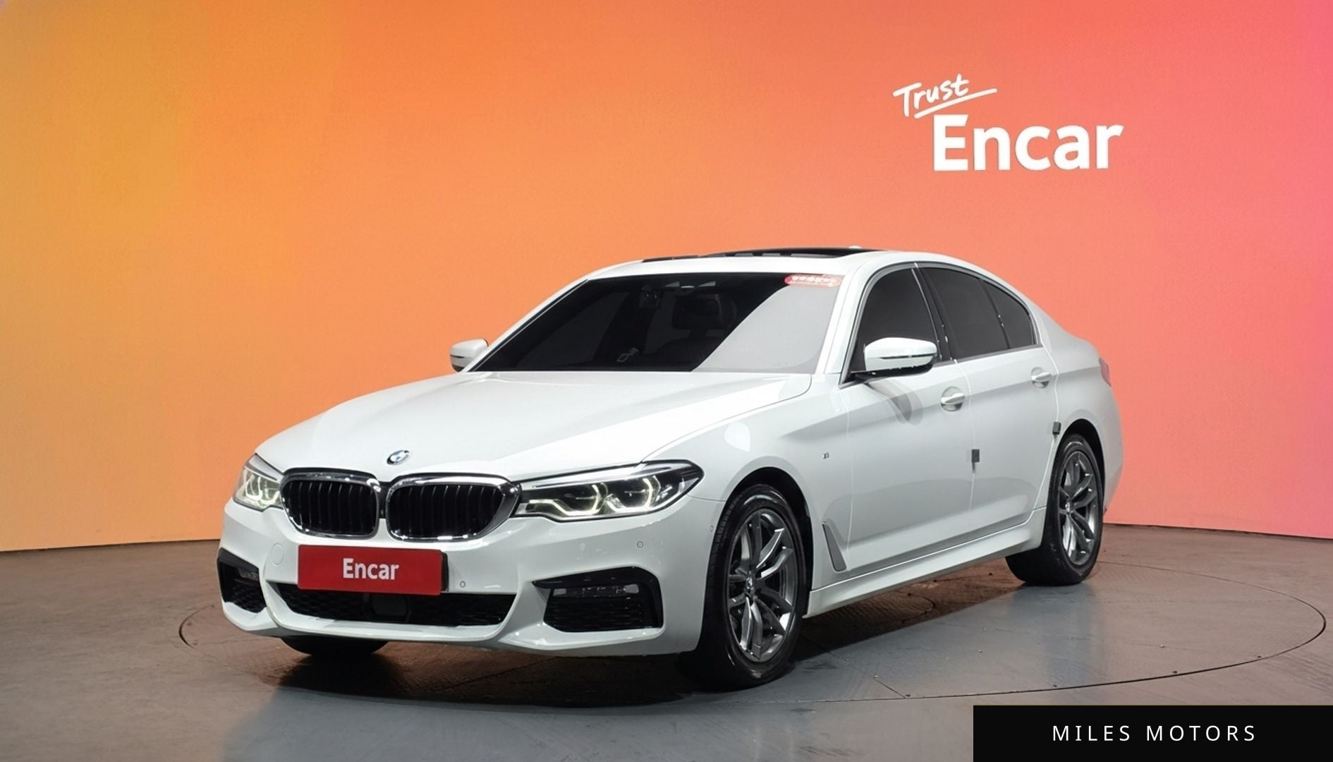 BMW 5 Series (G30) 2018 — миниатюра 10