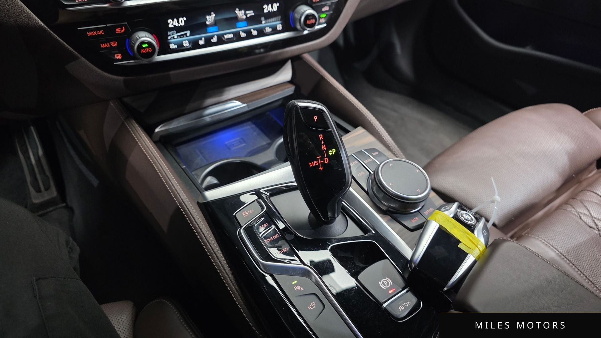 BMW 5 Series (G30) 2018 — миниатюра 8