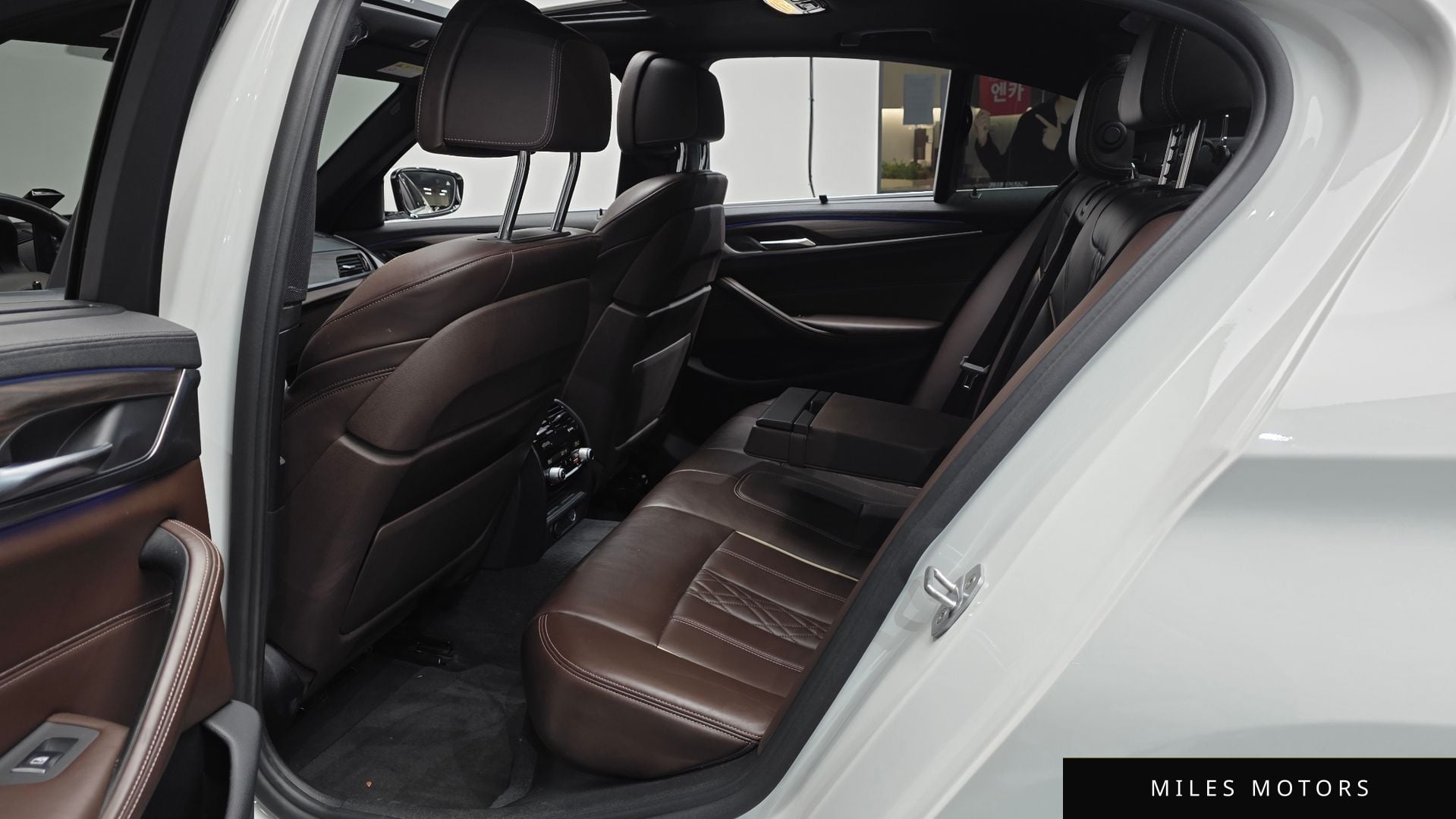 BMW 5 Series (G30) 2018 — миниатюра 12