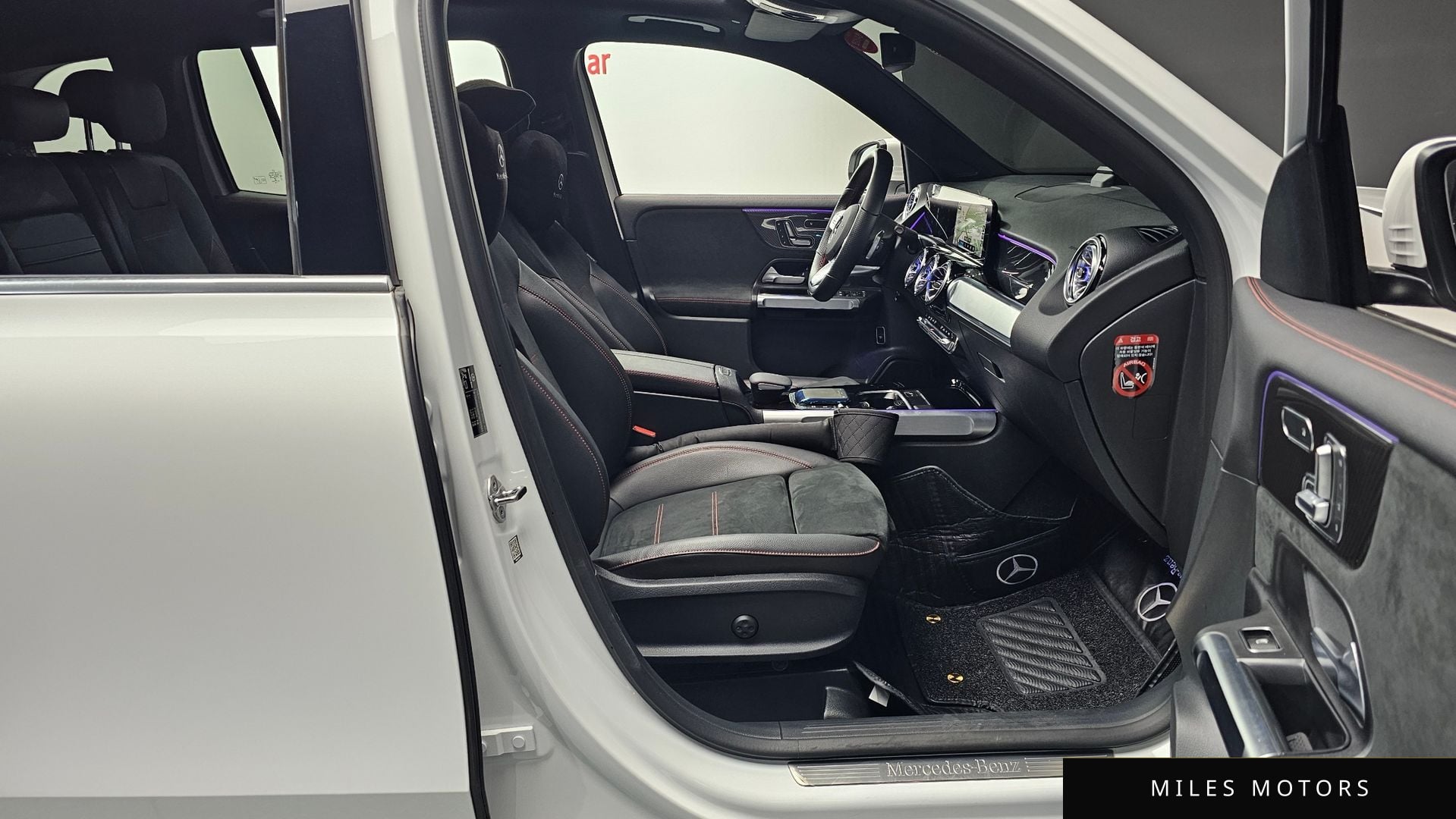 Mercedes-Benz GLB-Class X247 2023 — миниатюра 11