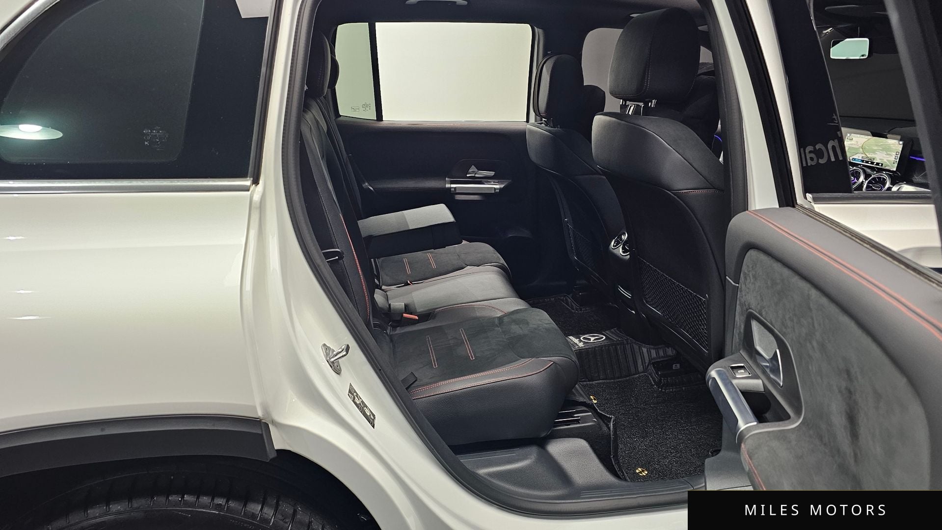 Mercedes-Benz GLB-Class X247 2023 — миниатюра 12