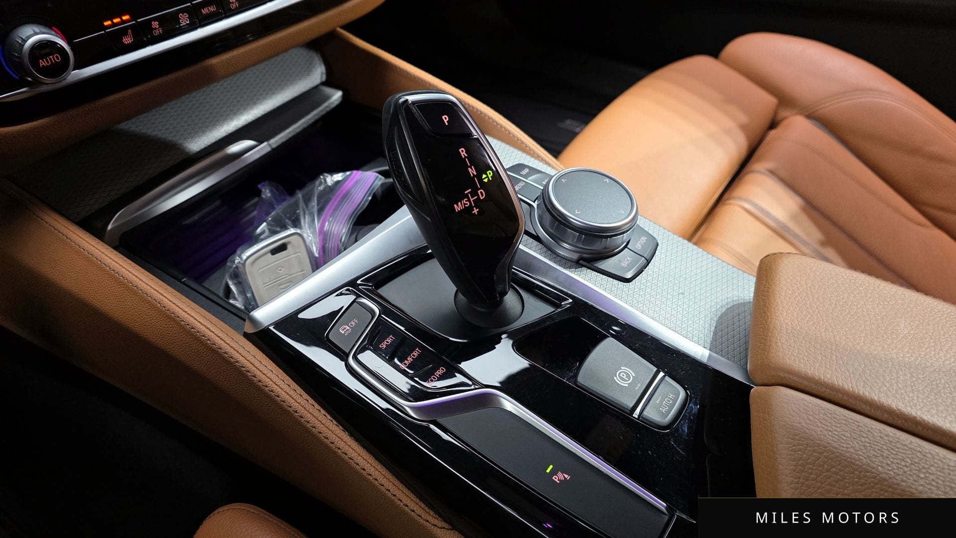 BMW 5 Series (G30) 2018 — миниатюра 9