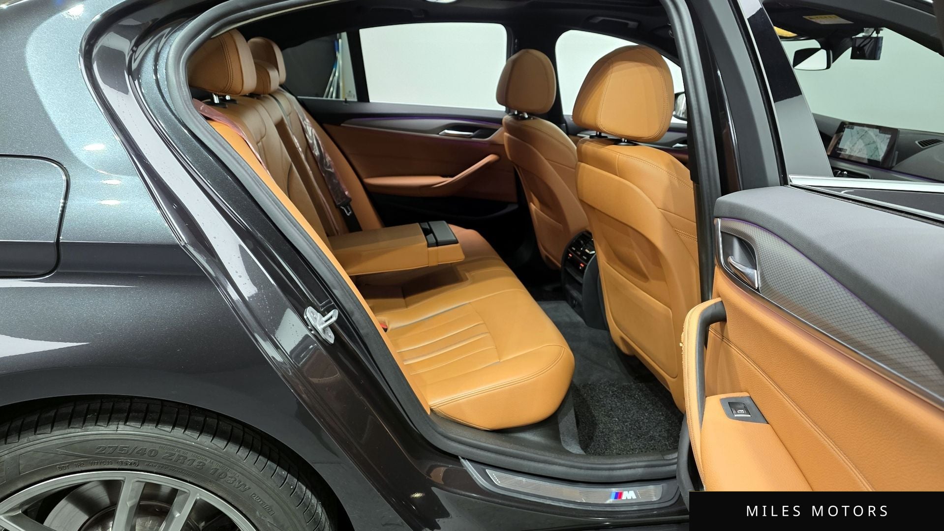 BMW 5 Series (G30) 2018 — миниатюра 12