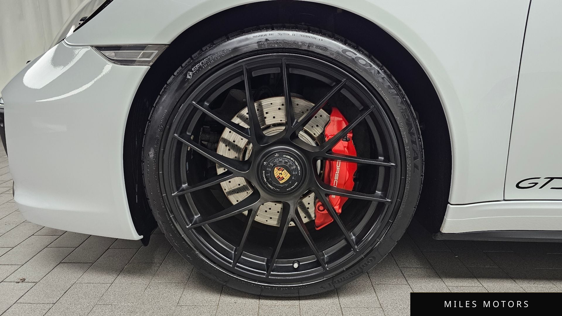 Porsche 911 2017 — миниатюра 5