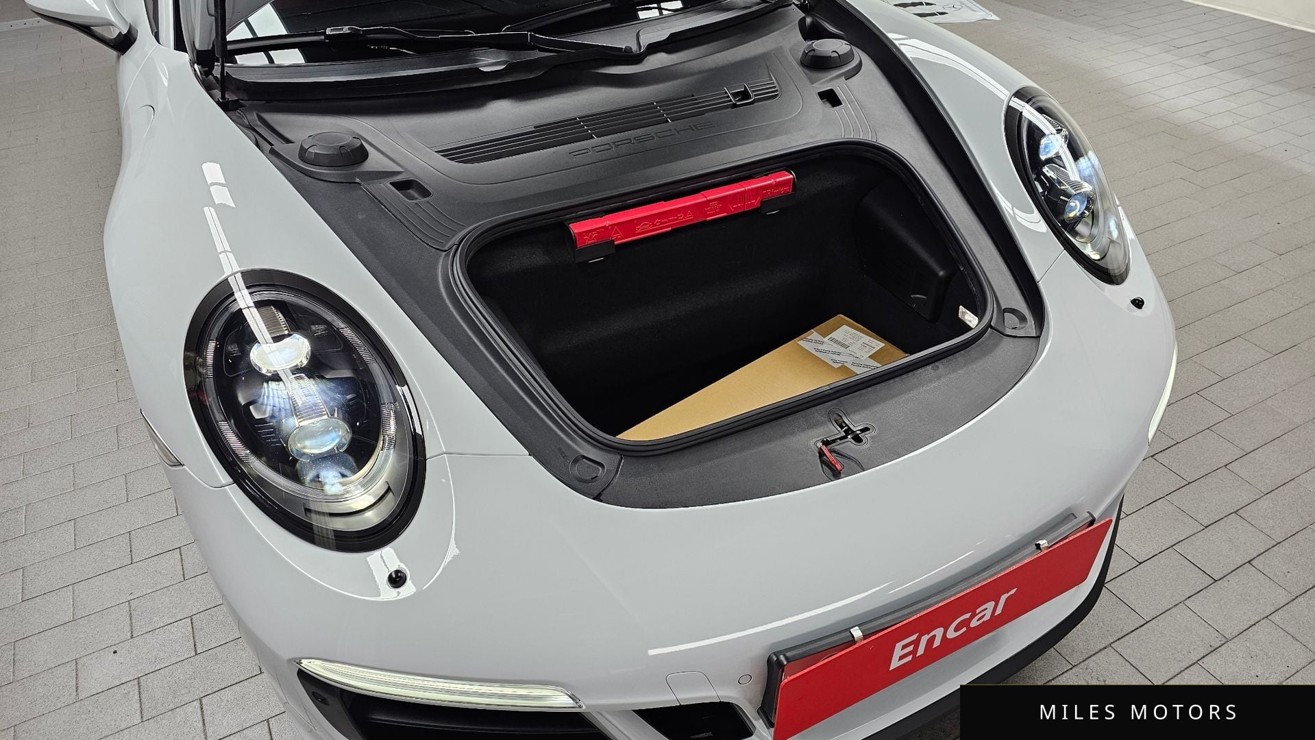 Porsche 911 2017 — миниатюра 20