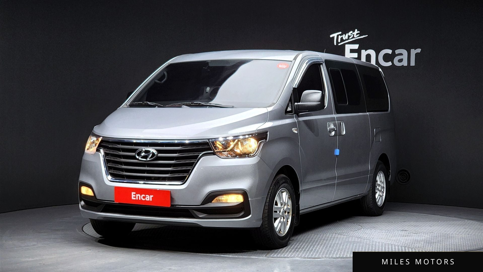 Hyundai Starex 2021