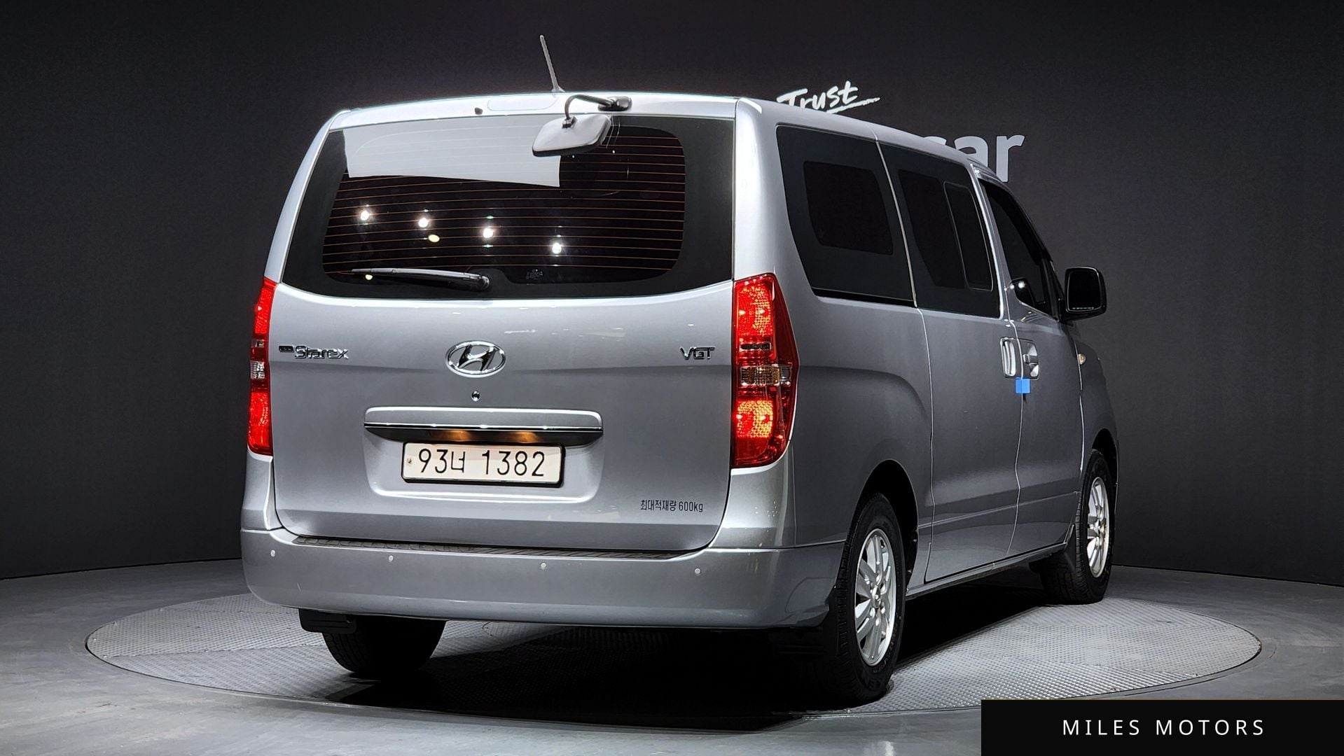 Hyundai Starex 2021 — миниатюра 2