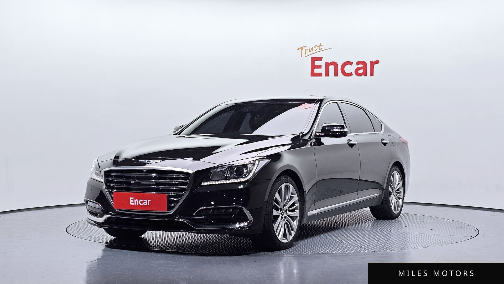 Genesis G80 2018 — фото 1 из 12