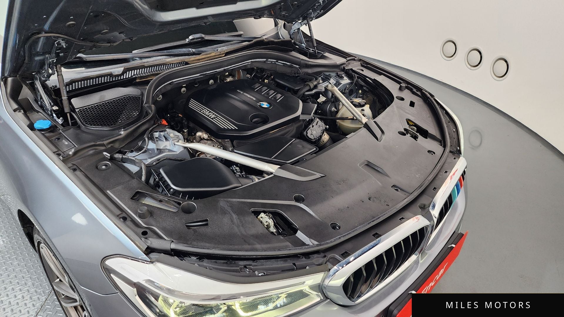 BMW 6 Series GT (G32) 2020 — миниатюра 6
