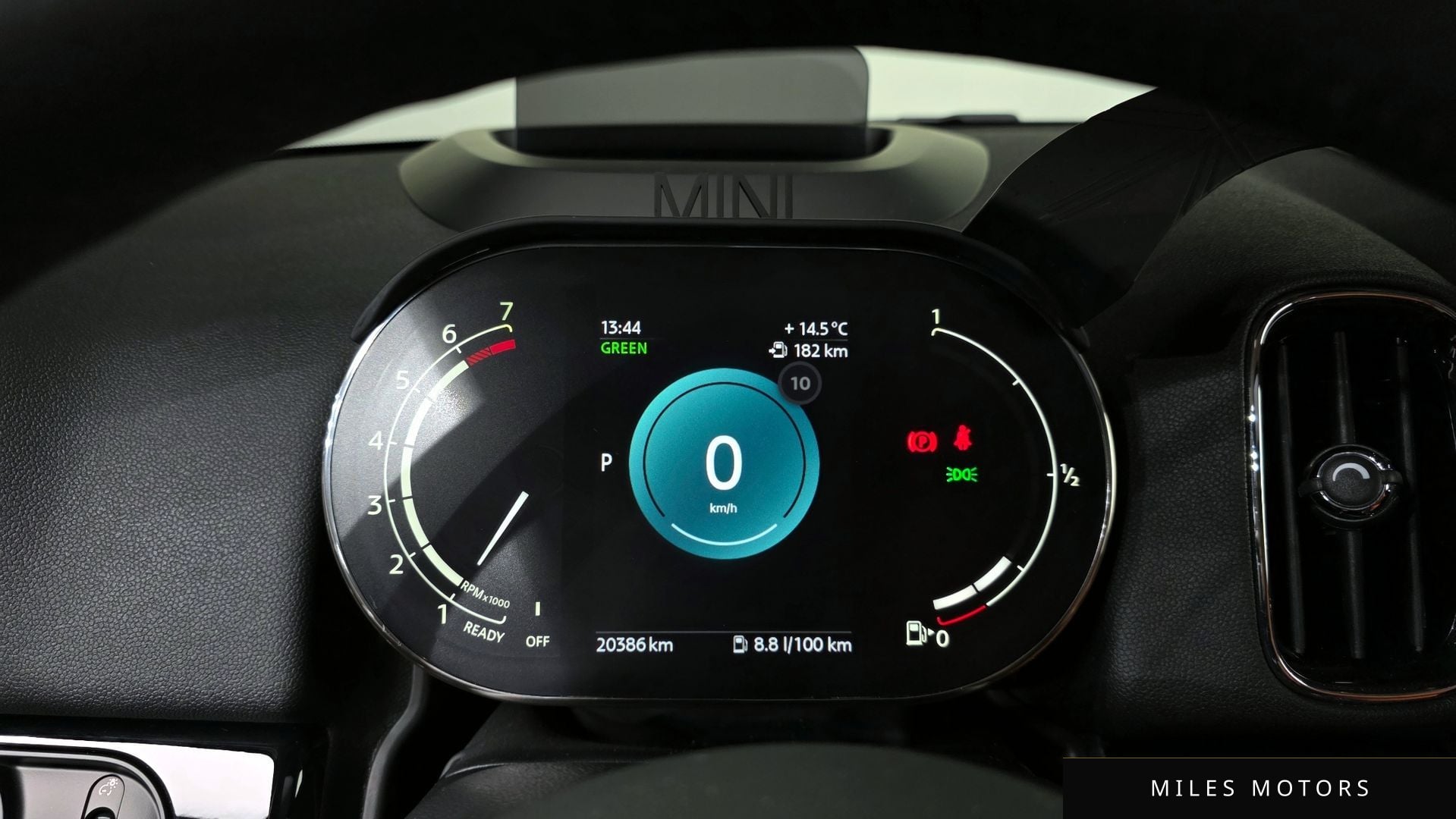 MINI 쿠퍼 컨트리맨 2024 — миниатюра 8