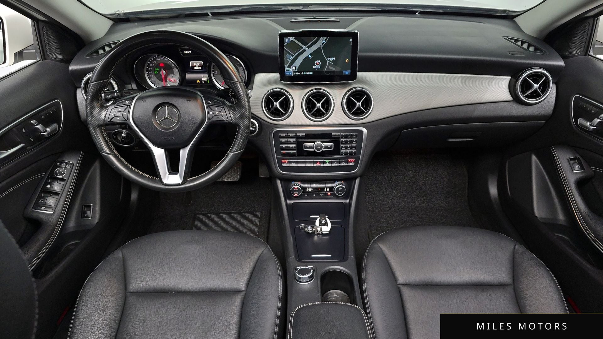 Mercedes-Benz GLA-Class X156 2015 — миниатюра 7