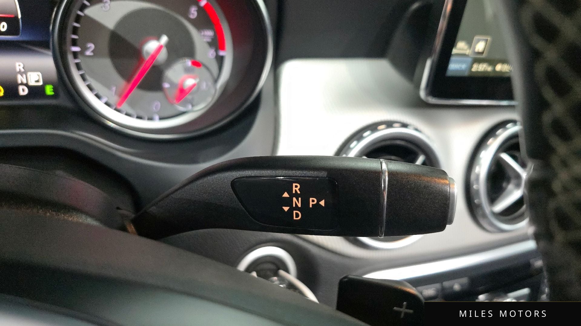 Mercedes-Benz GLA-Class X156 2015 — миниатюра 9