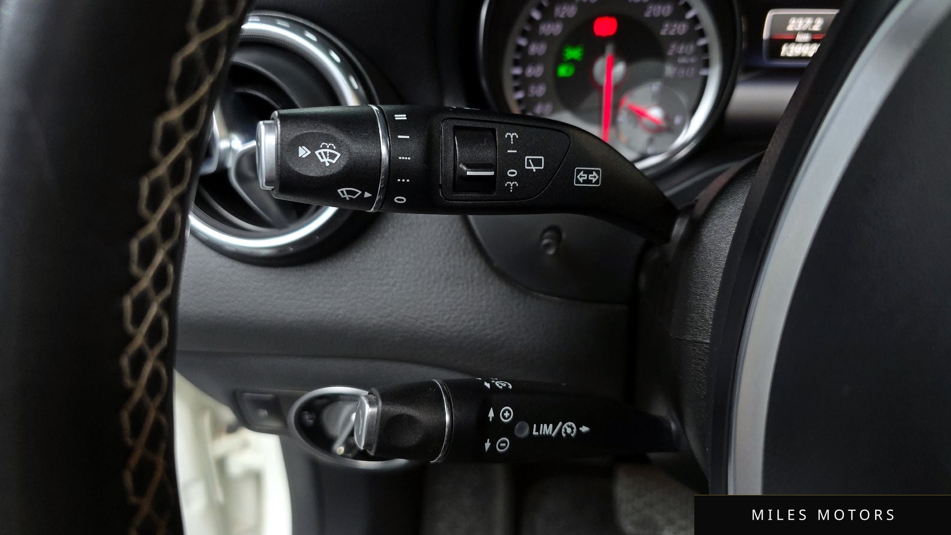 Mercedes-Benz GLA-Class X156 2015 — миниатюра 18
