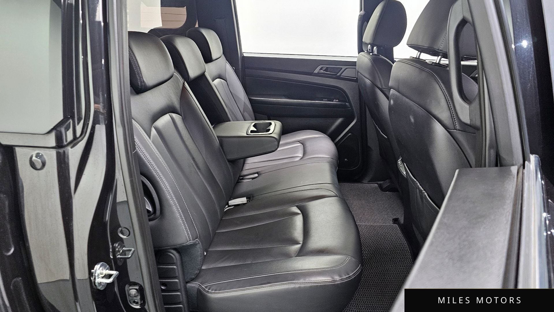 KG Mobility Rexton 2022 — миниатюра 12