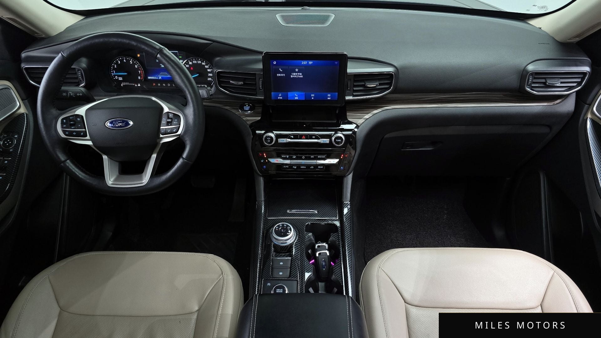 Ford Explorer 2021 — миниатюра 6