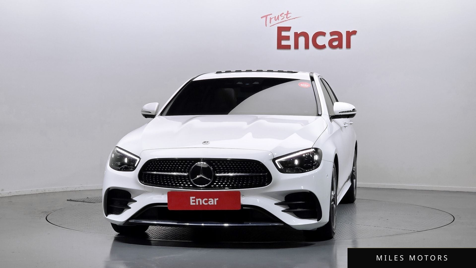 Mercedes-Benz E-Class W213 2023 — миниатюра 3