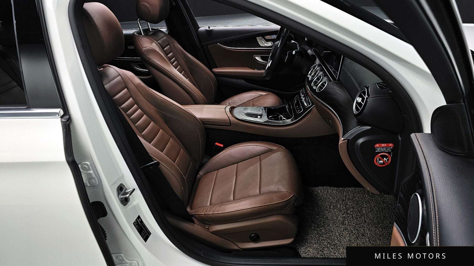 Mercedes-Benz E-Class W213 2023 — миниатюра 10
