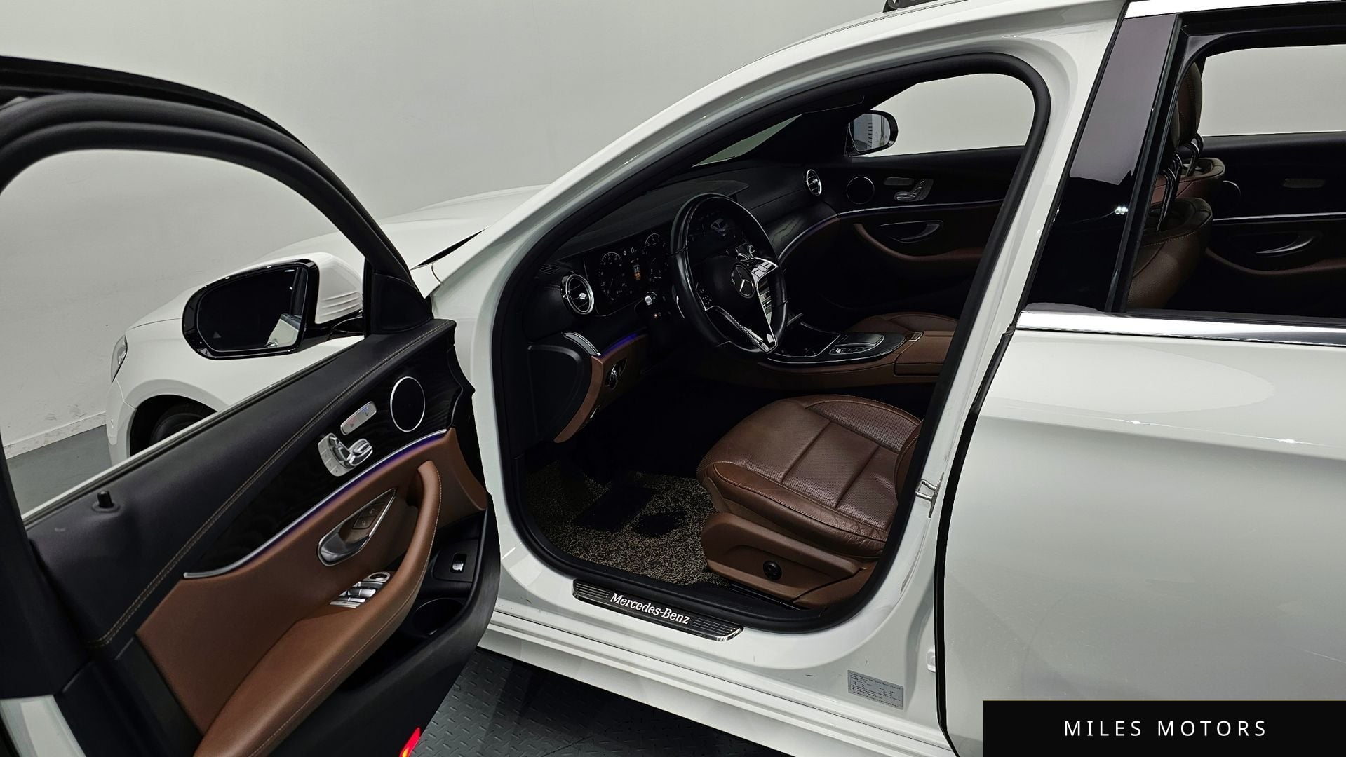 Mercedes-Benz E-Class W213 2023 — миниатюра 11