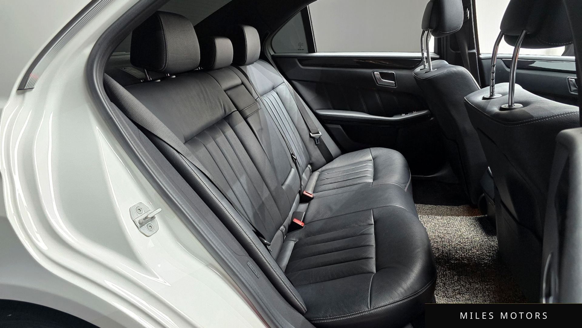 Mercedes-Benz E-Class W212 2016 — миниатюра 12