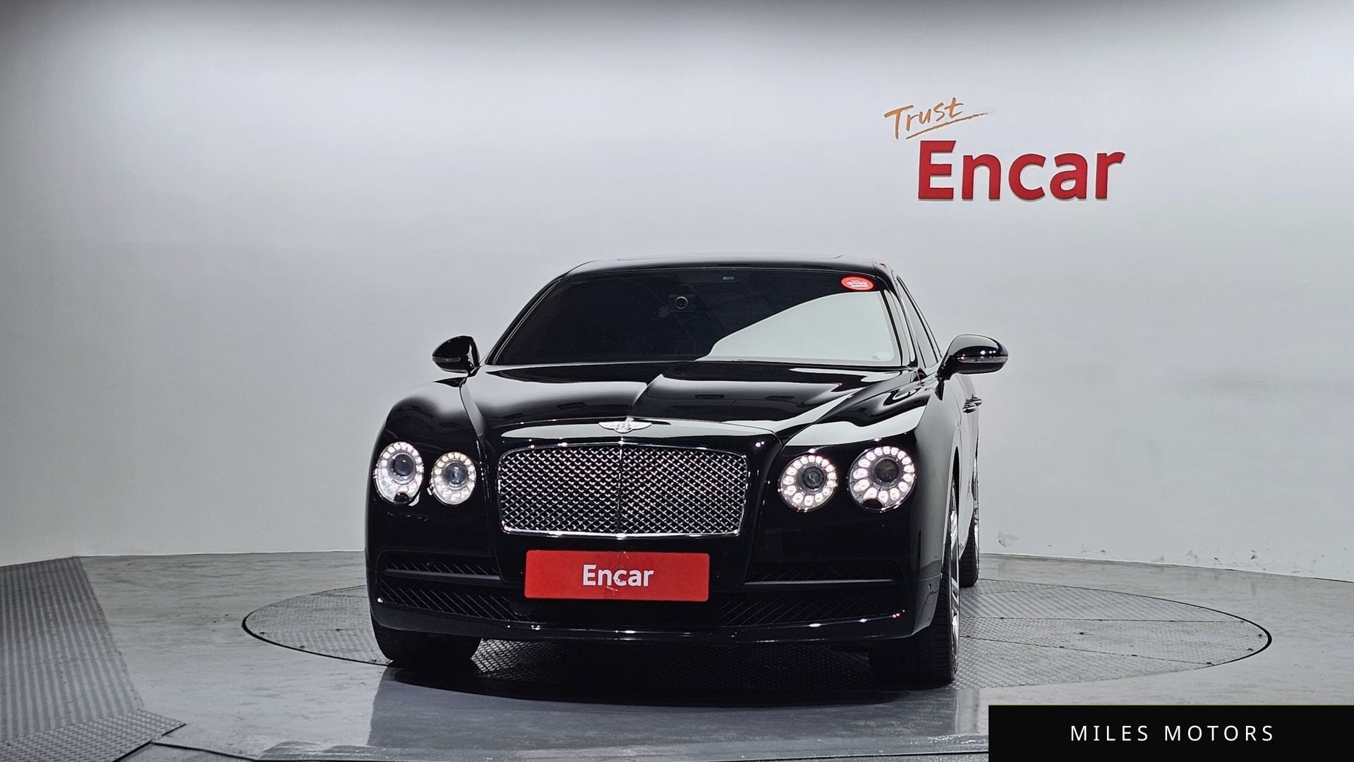 Bentley 플라잉스퍼 2017 — миниатюра 3