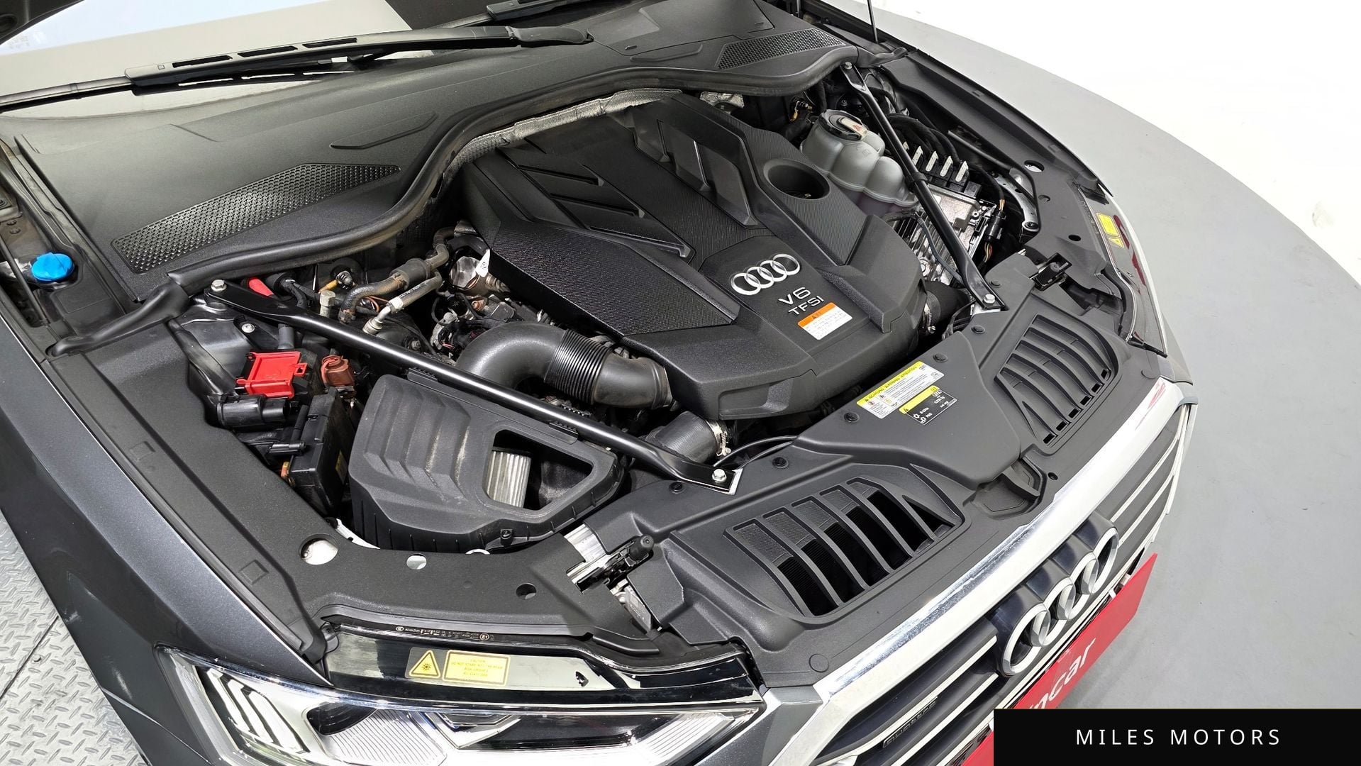 Audi A8 (D5) 2020 — миниатюра 6