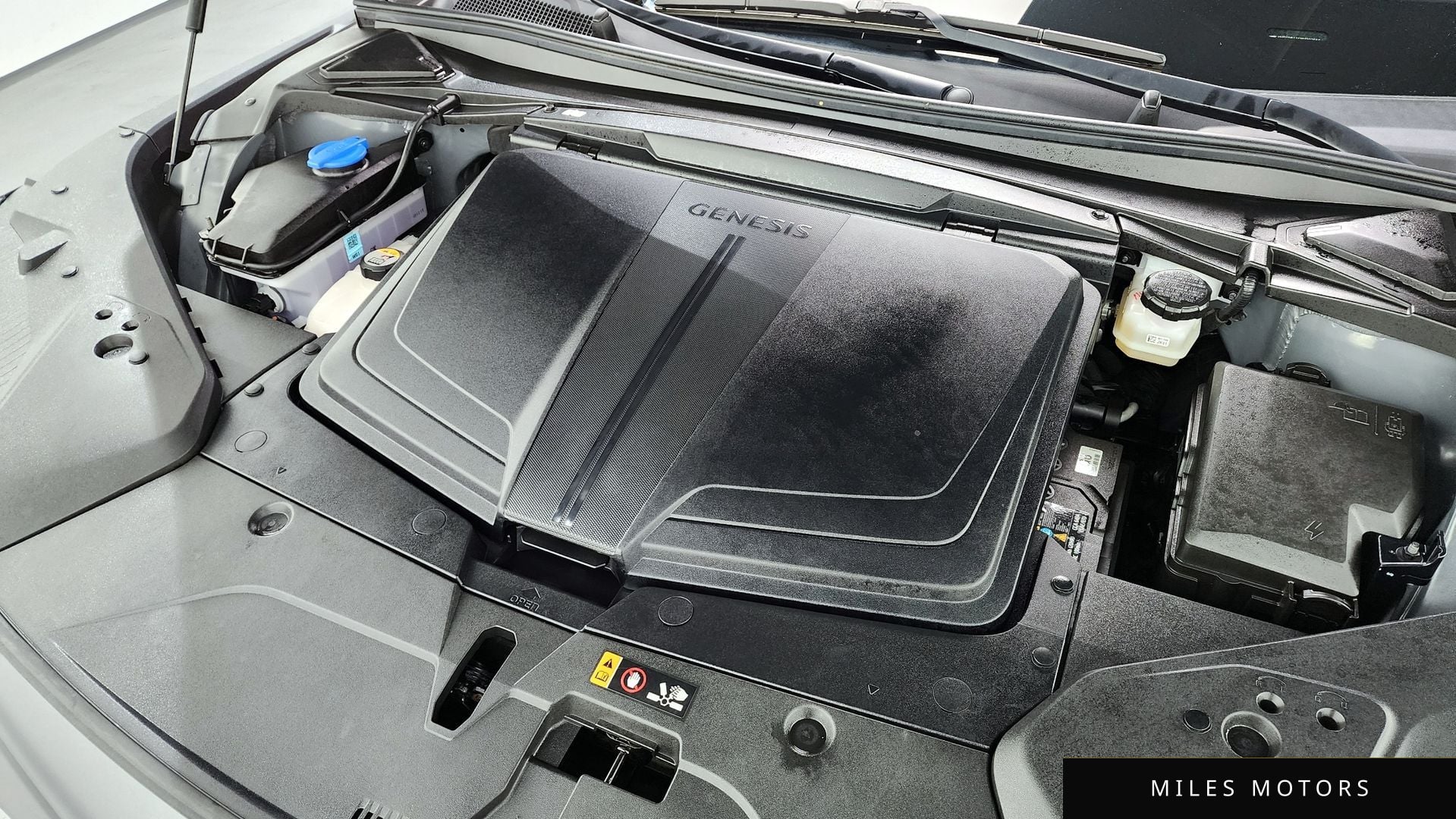 Genesis GV60 2022 — миниатюра 6