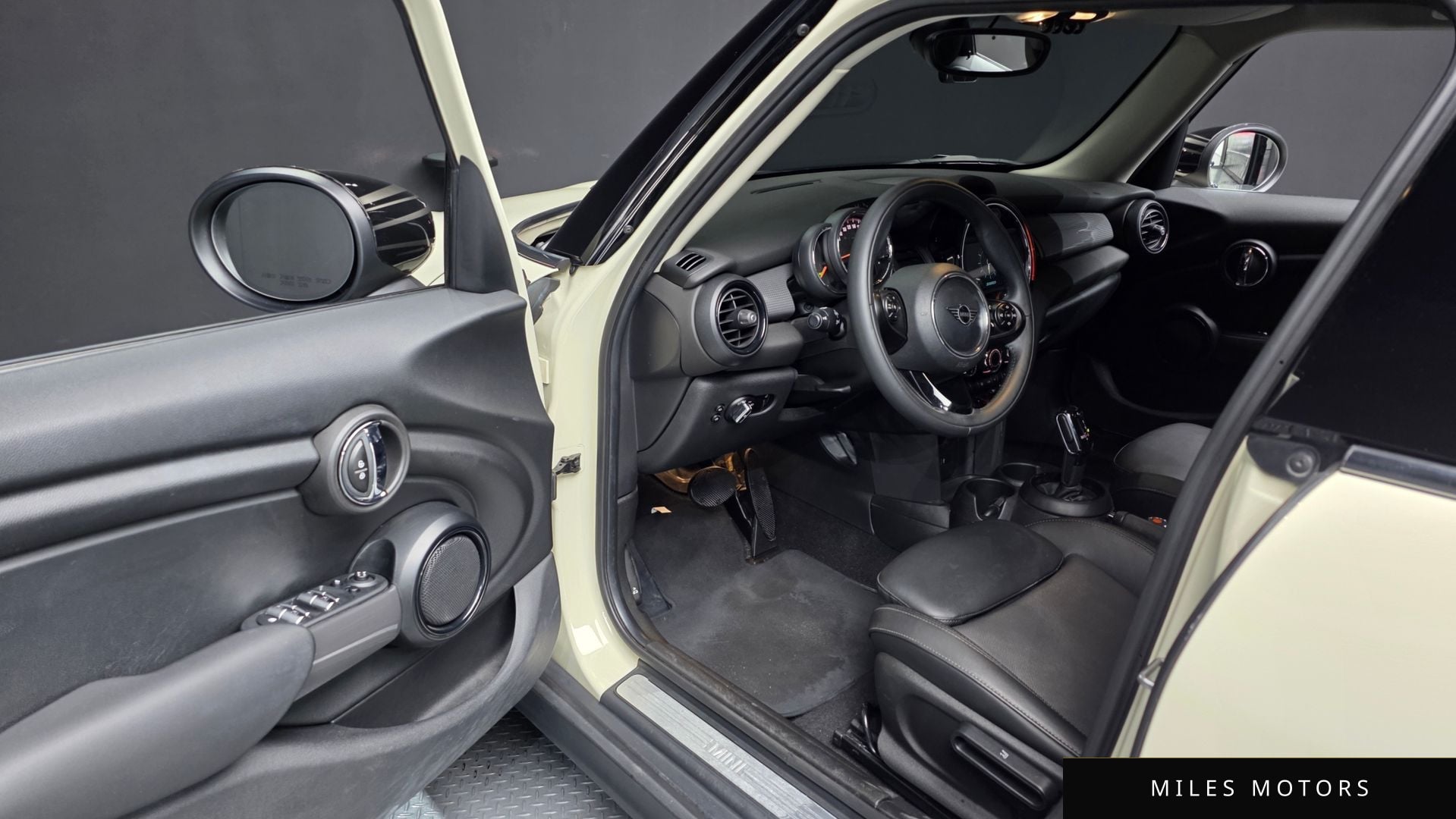 MINI 쿠퍼 2020 — миниатюра 9