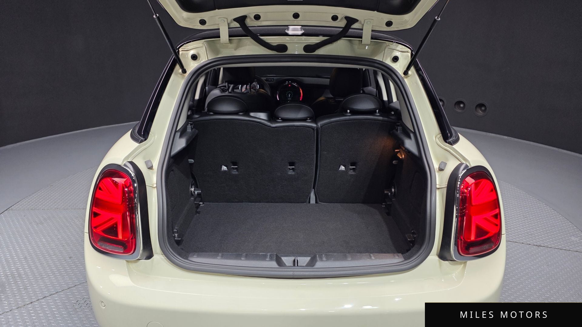 MINI 쿠퍼 2020 — миниатюра 20