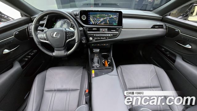 Лексус ES300h 2025 — миниатюра 7