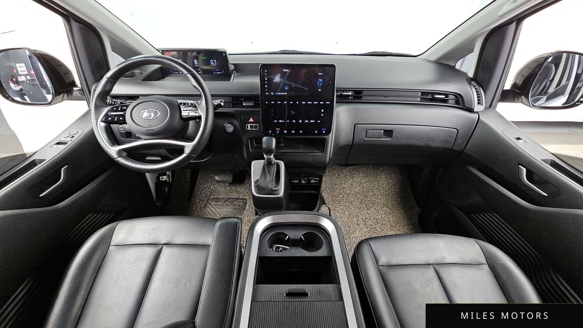 Hyundai Staria 2022 — миниатюра 7