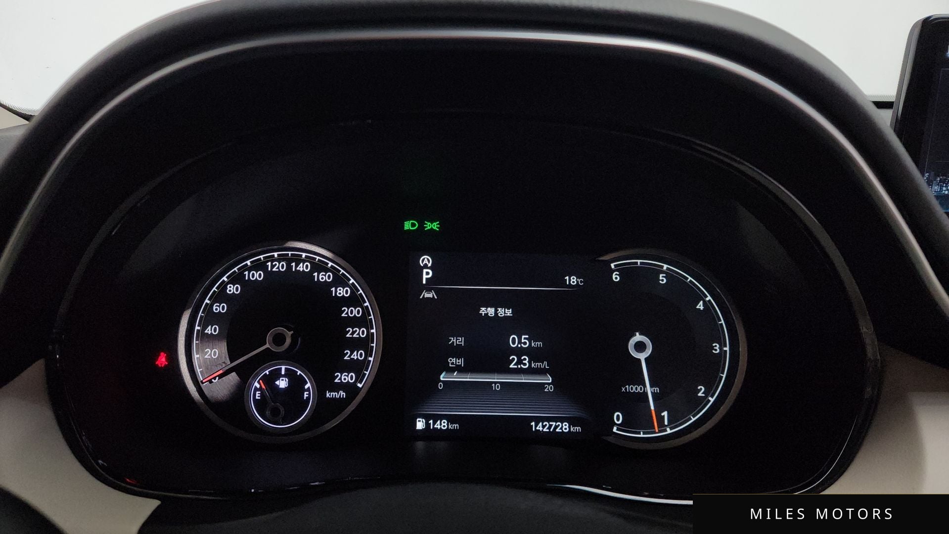 Genesis GV70 2021 — миниатюра 8