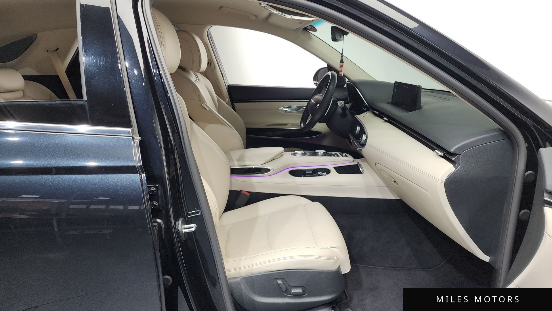 Genesis GV70 2021 — миниатюра 11
