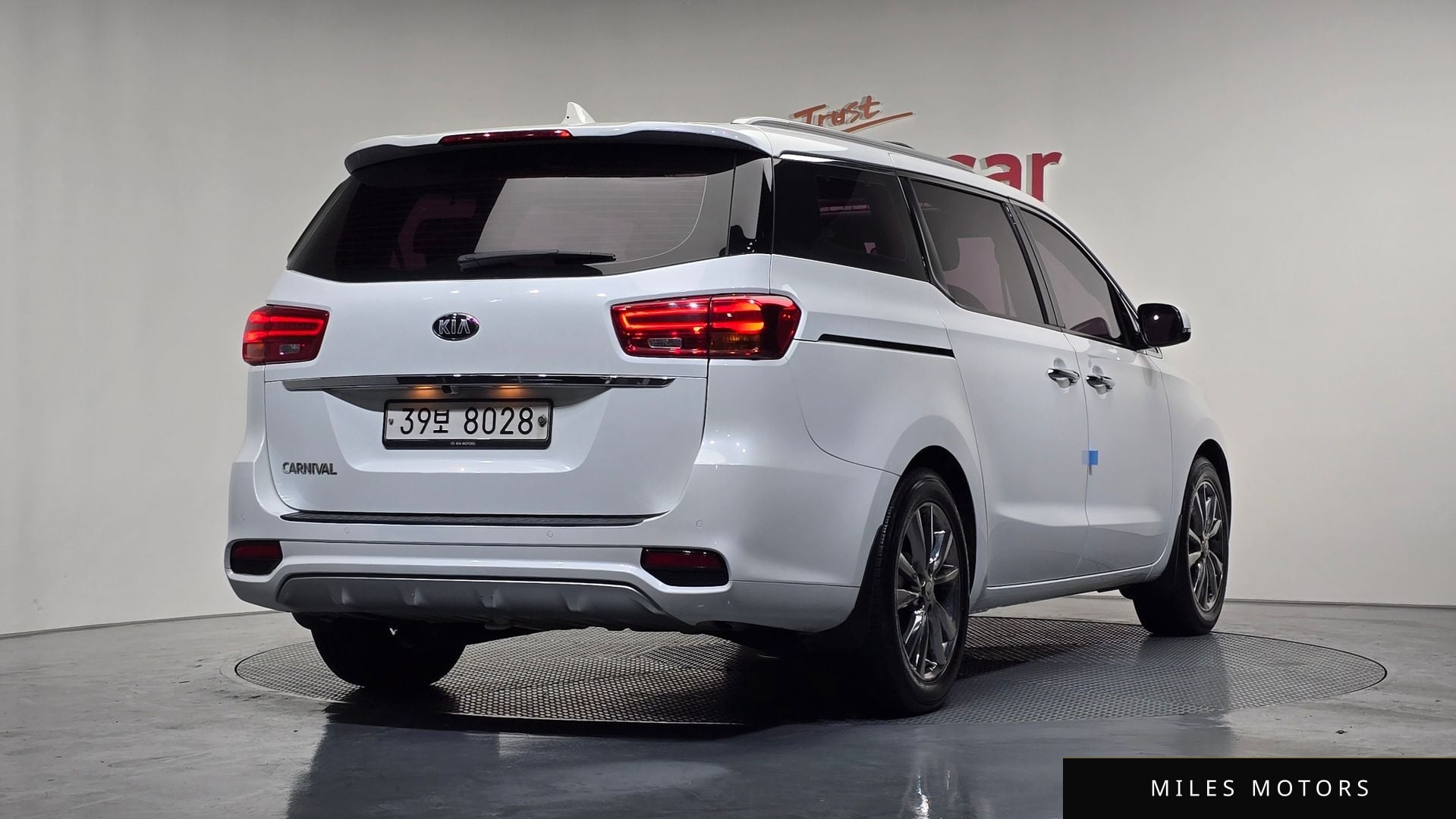 Kia Canival 2019 — миниатюра 2