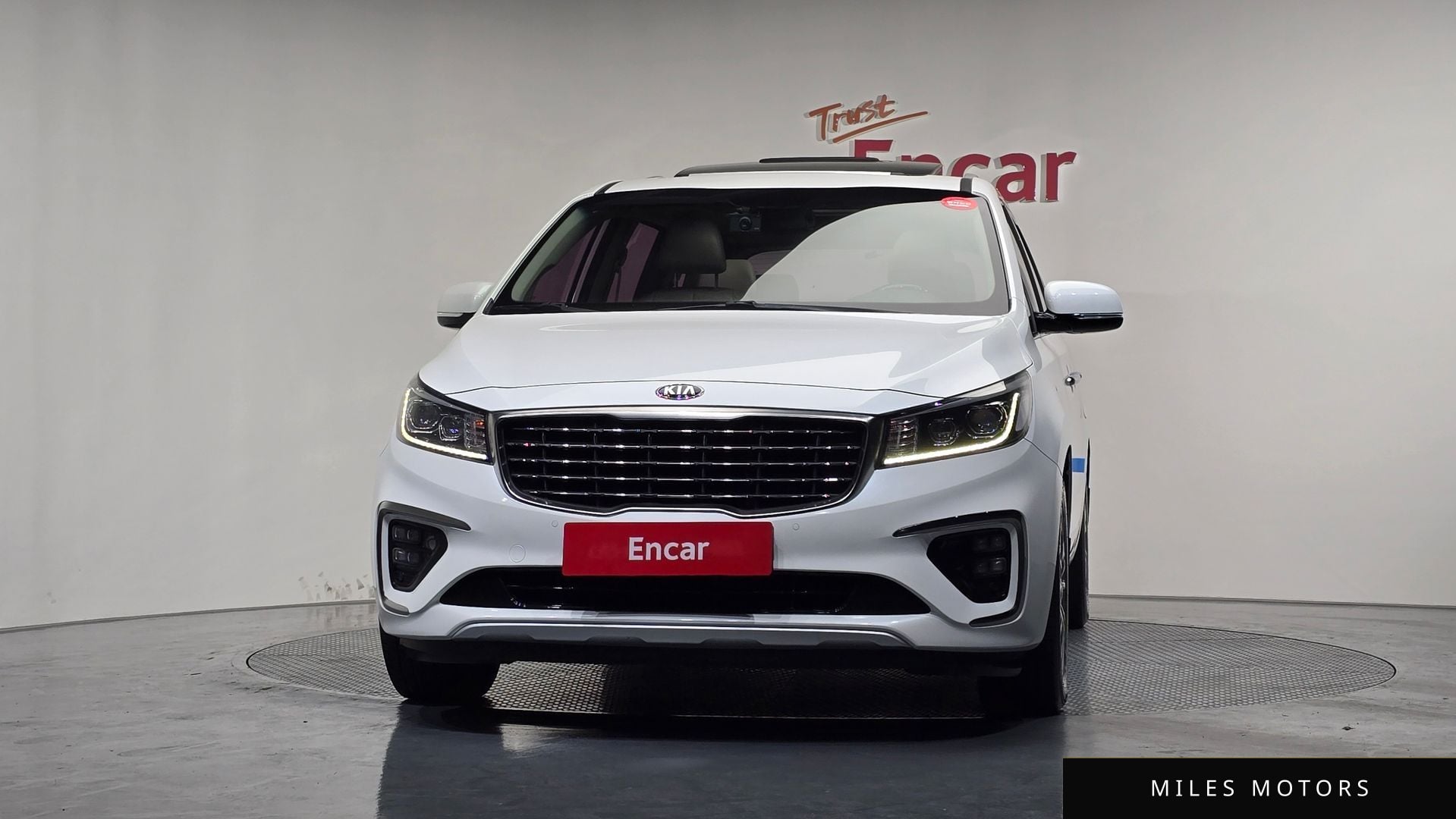Kia Canival 2019 — миниатюра 3