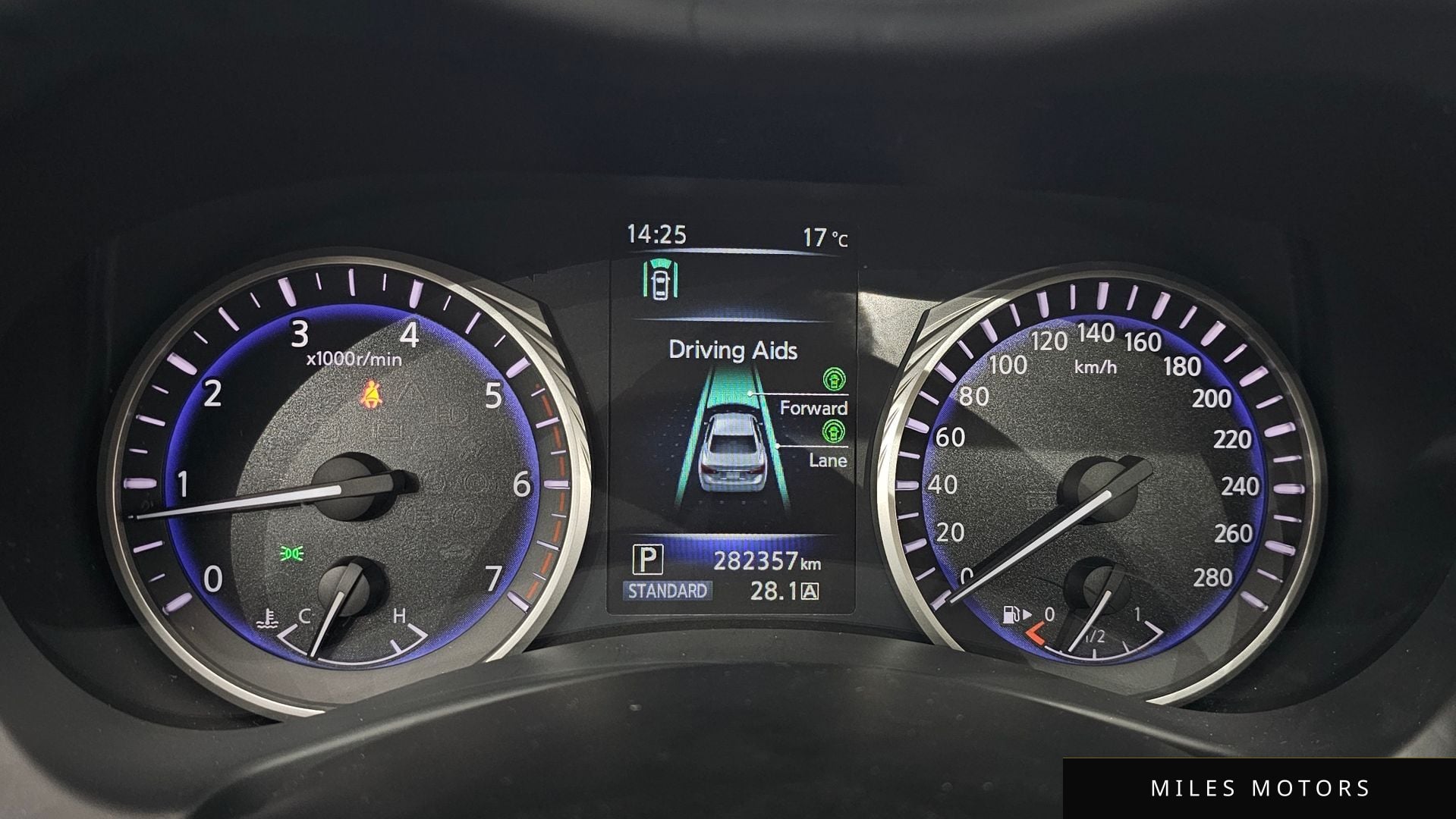 Infiniti Q50 2016 — миниатюра 8