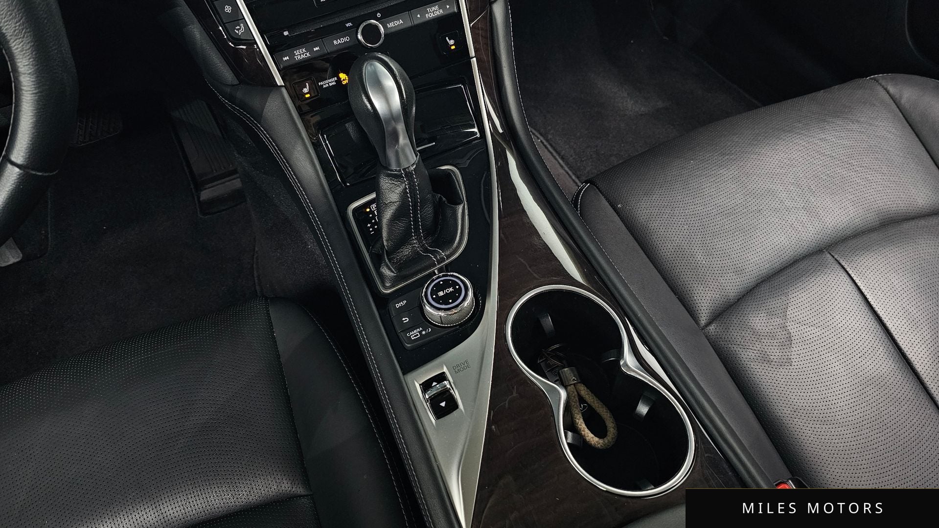 Infiniti Q50 2016 — миниатюра 9