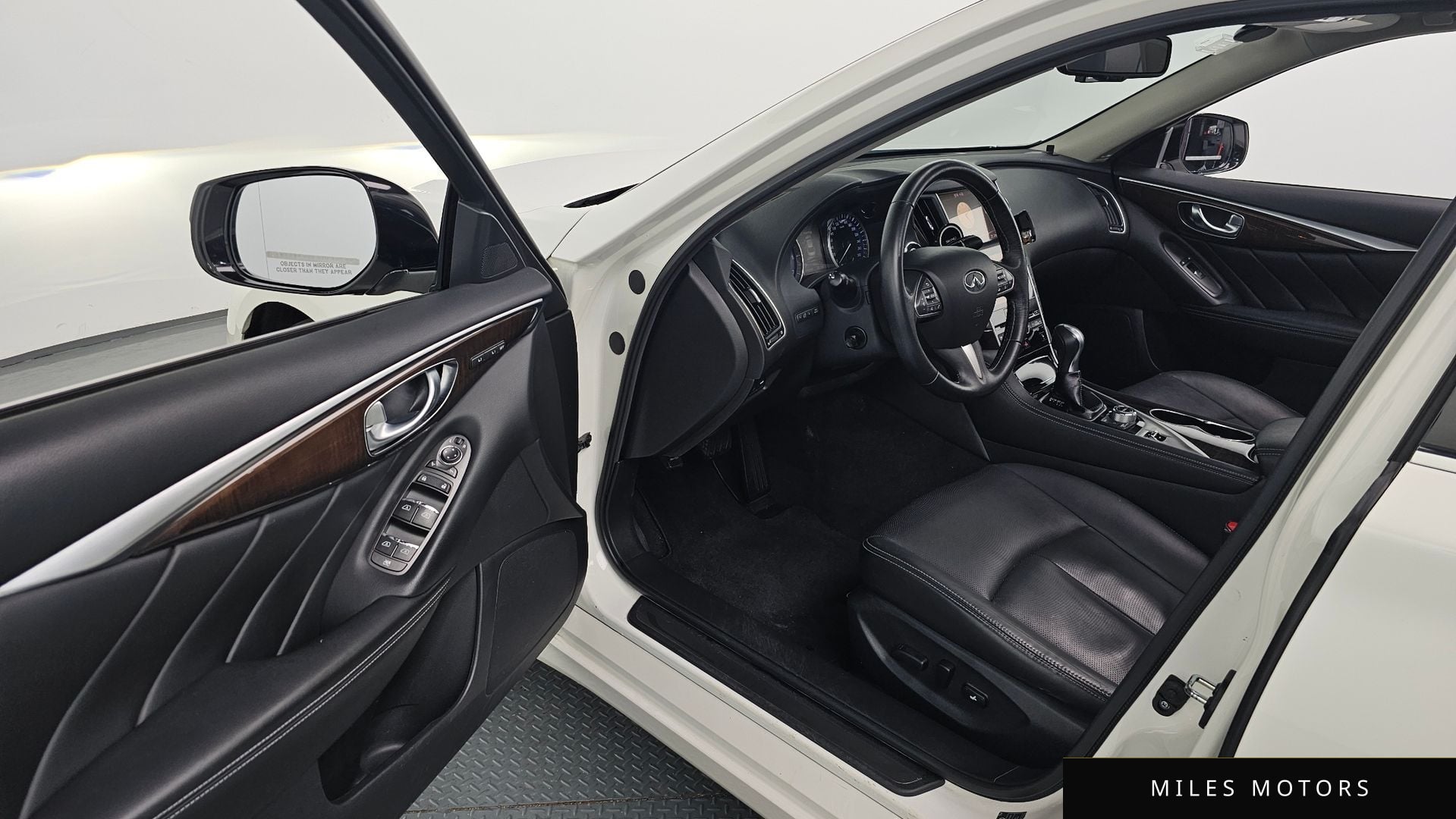 Infiniti Q50 2016 — миниатюра 11