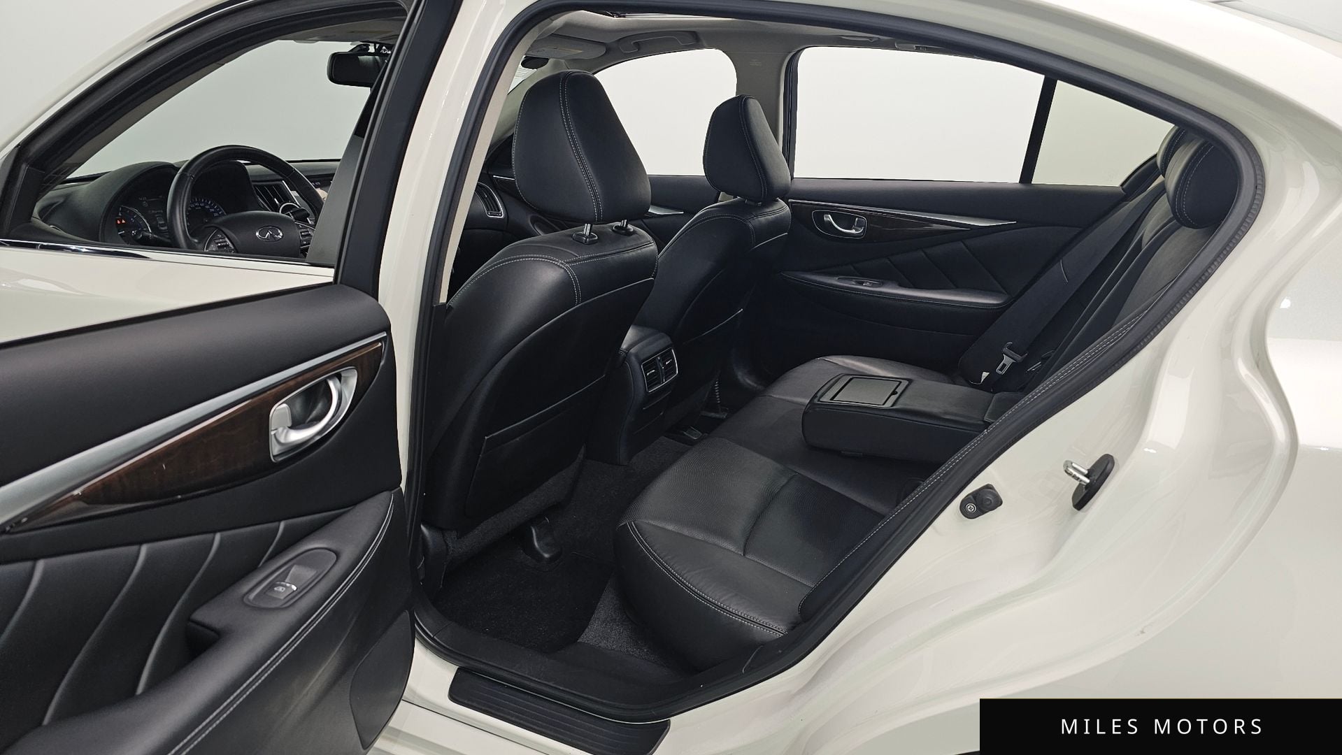 Infiniti Q50 2016 — миниатюра 12