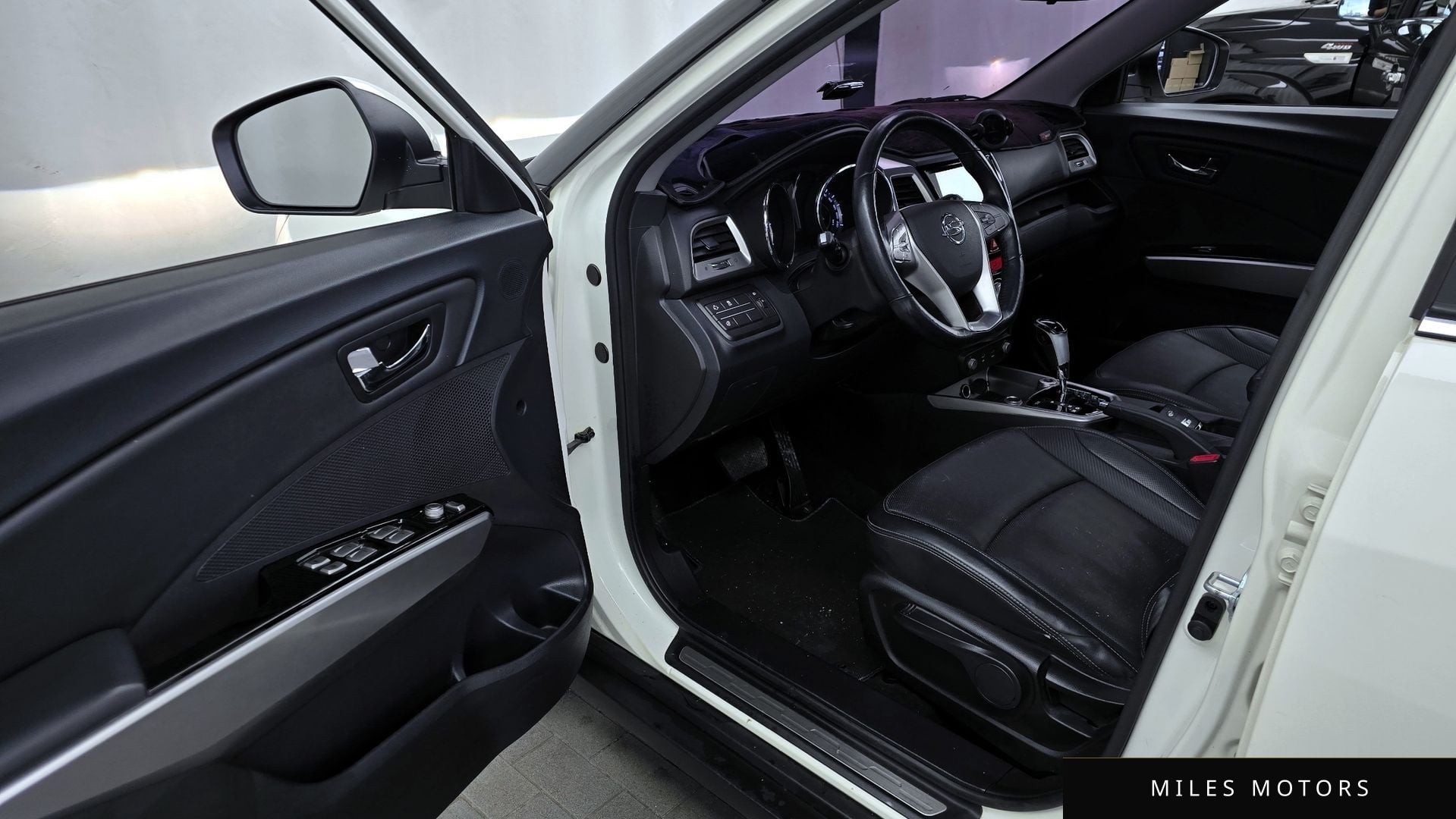 KG Mobility Tivoli 2016 — миниатюра 10
