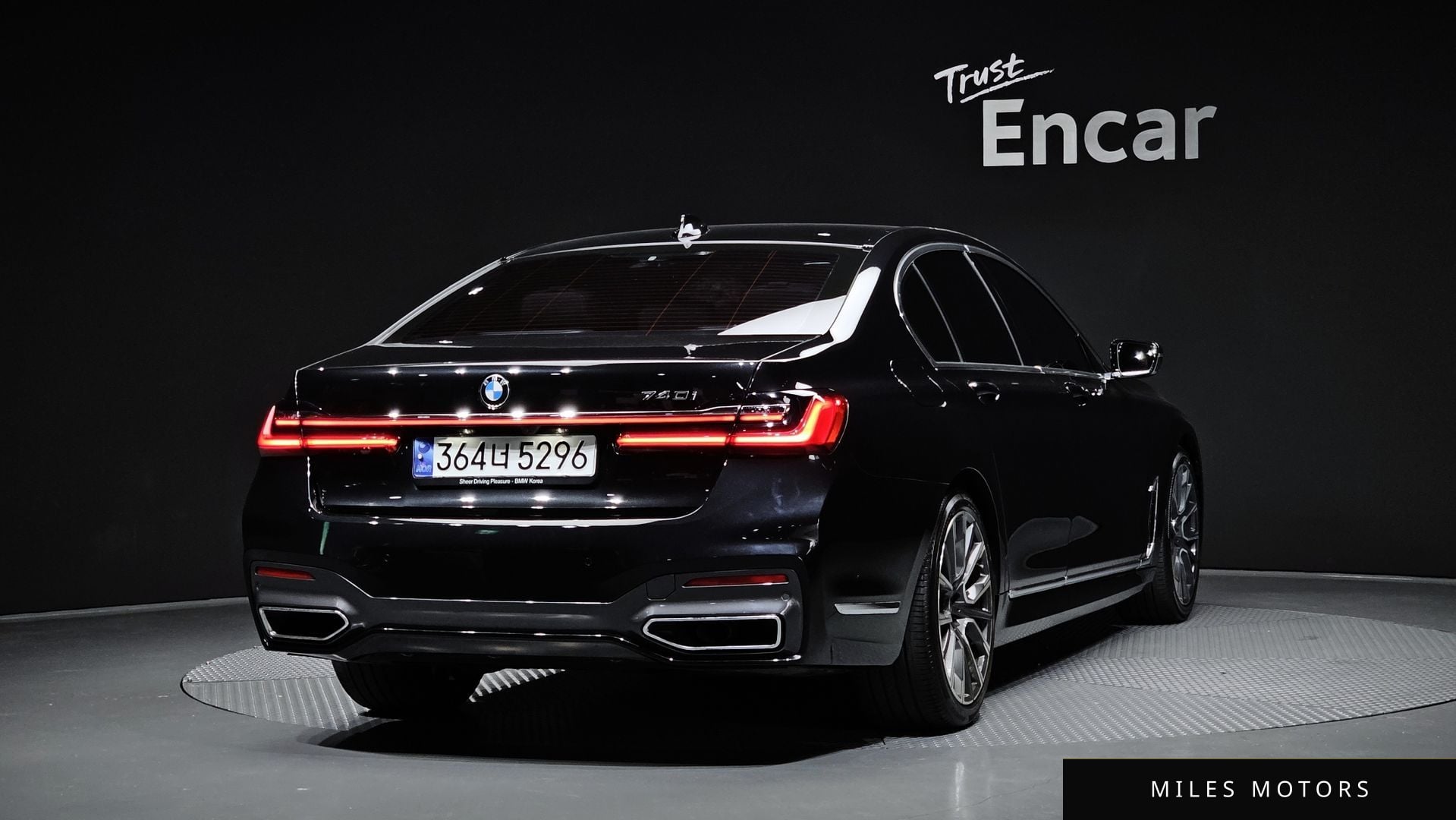 BMW 7 Series (G11) 2020 — миниатюра 2