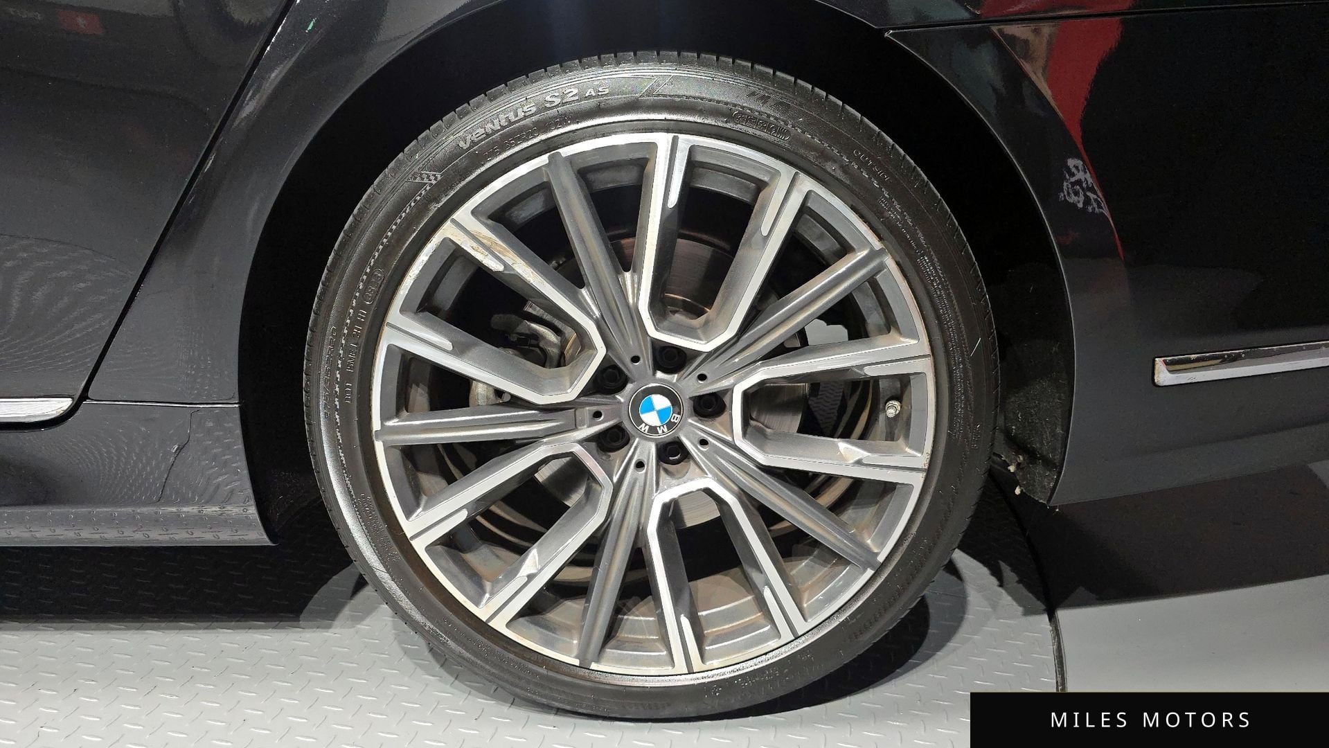 BMW 7 Series (G11) 2020 — миниатюра 5