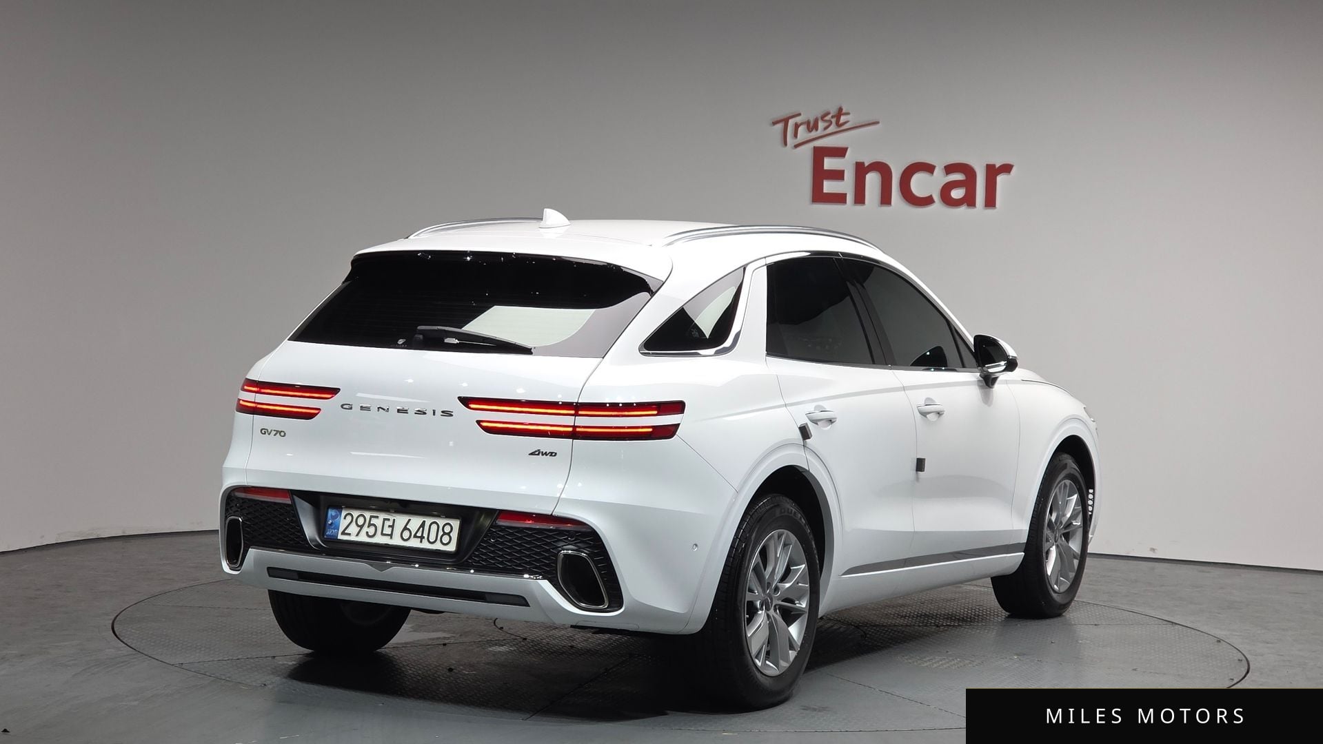 Genesis GV70 2022 — миниатюра 2