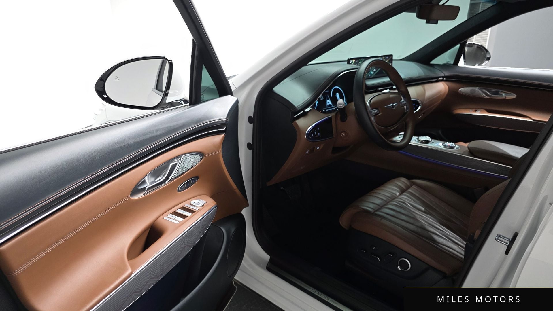 Genesis GV70 2022 — миниатюра 11