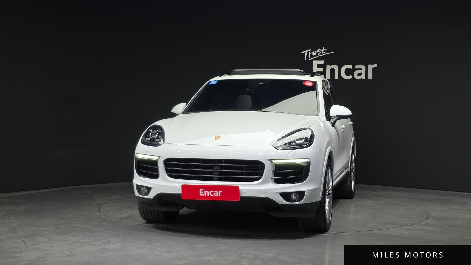 Porsche Cayenne 2017 — миниатюра 3
