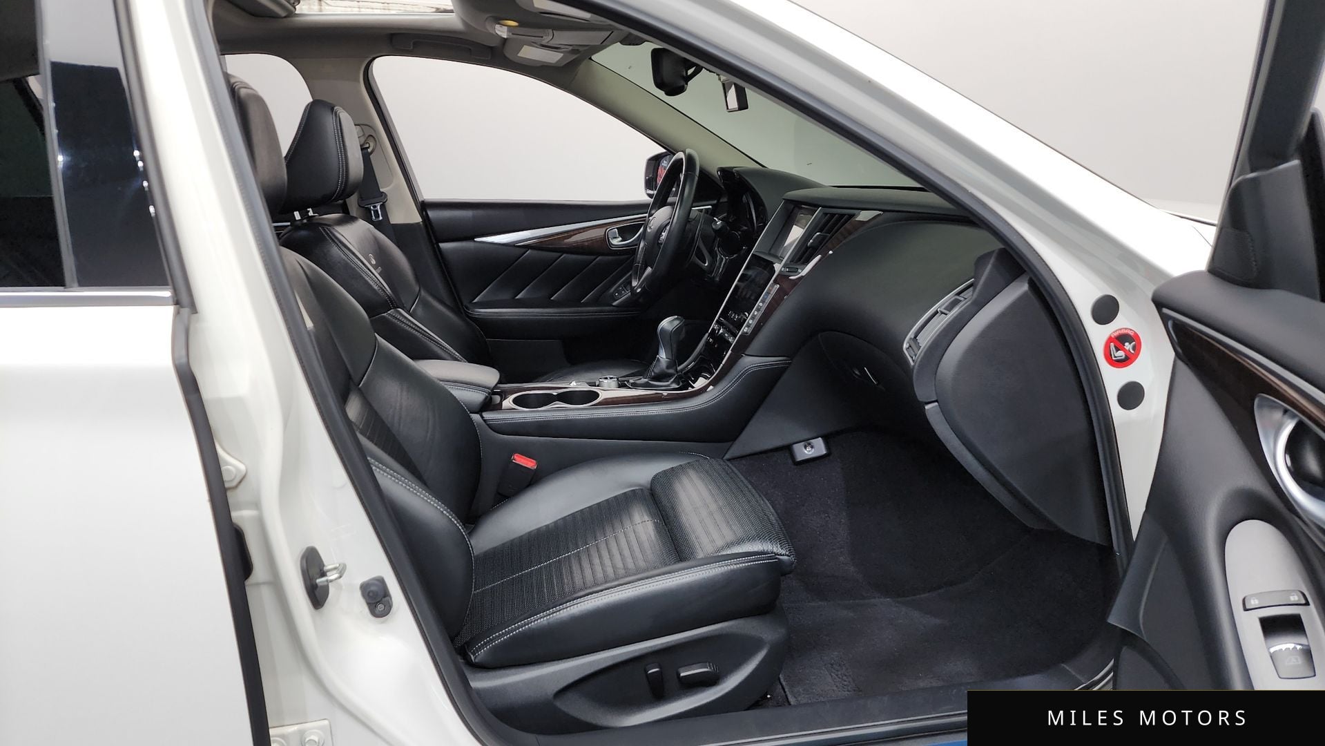 Infiniti Q50 2015 — миниатюра 11