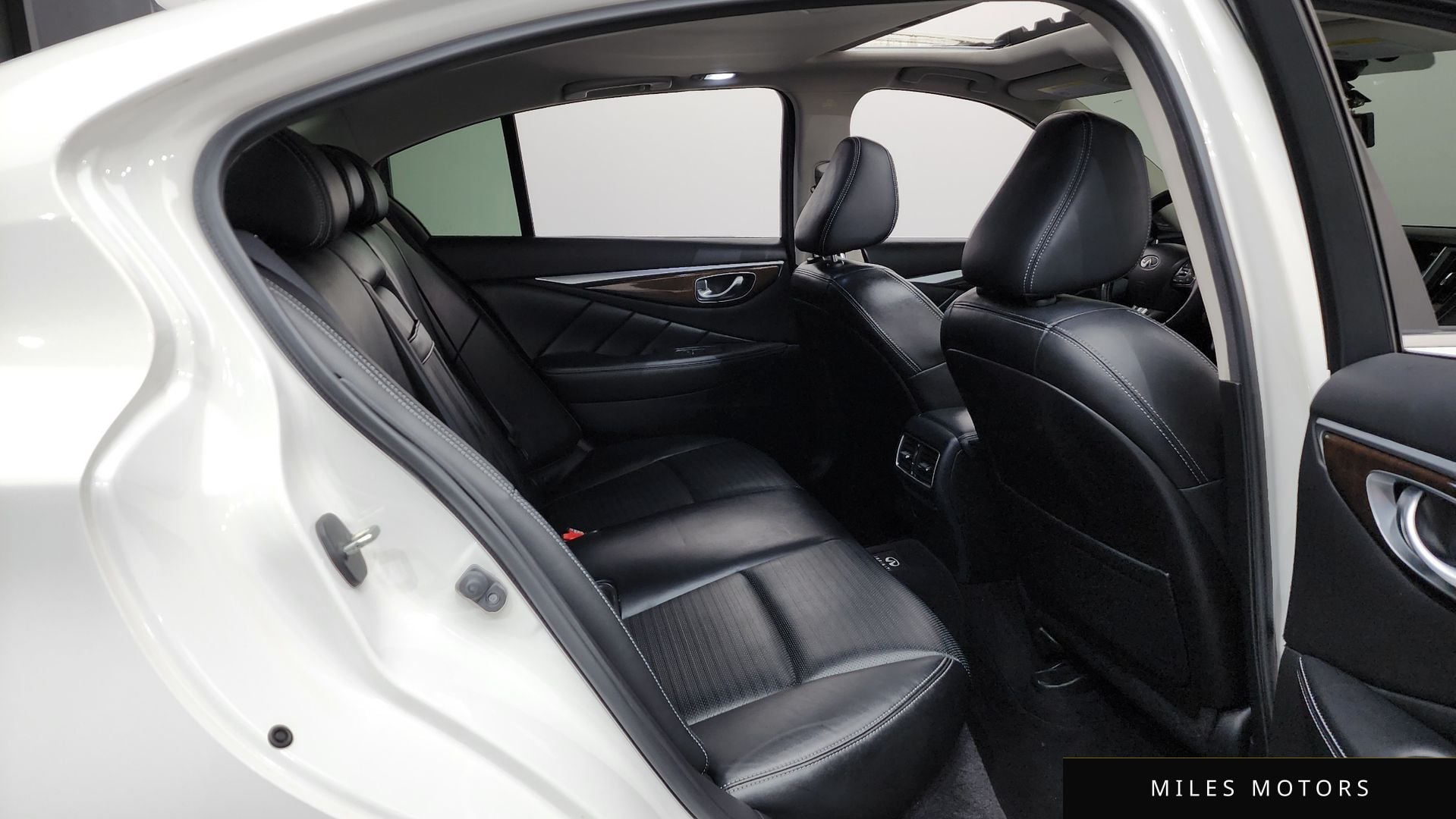 Infiniti Q50 2015 — миниатюра 12