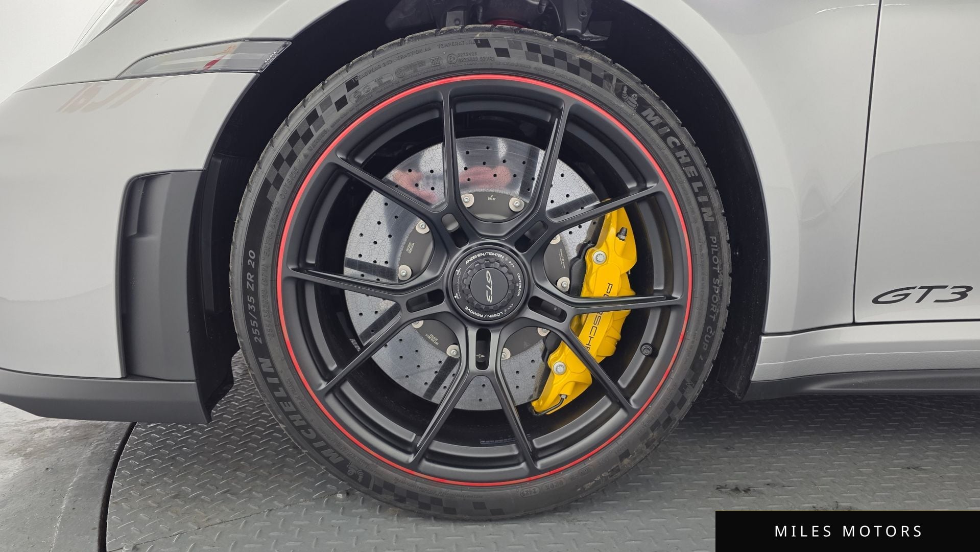 Porsche 911 (992) 2026 — миниатюра 5